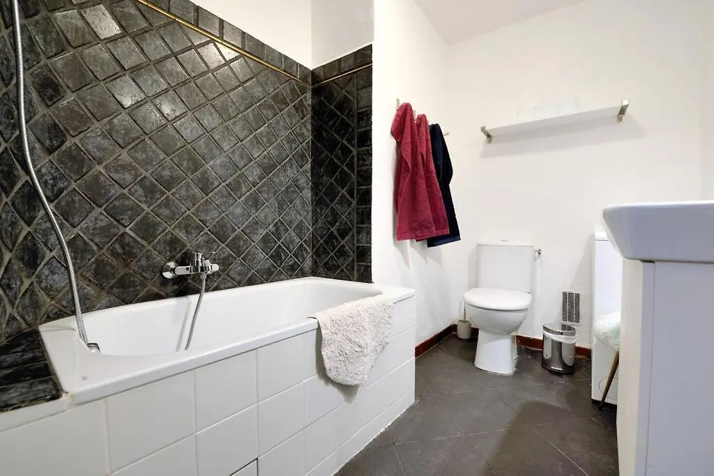 Apartment Appartement Vieille Ville 55 M2 Avec Terrasse 16M2 Et 2Chambres Vraie Climatisation Aix-en-Provence France