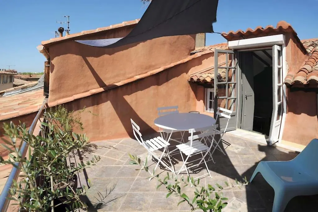 Appartement Vieille Ville 55 M2 Avec Terrasse 16M2 Et 2Chambres Vraie Climatisation Aix-en-Provence 0*,  France