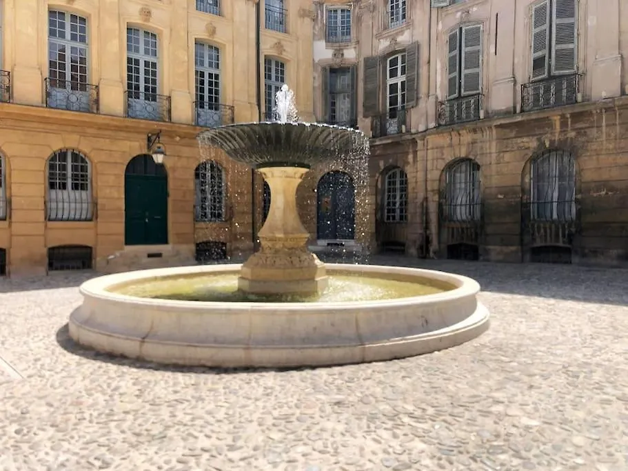 Appartement Vieille Ville 55 M2 Avec Terrasse 16M2 Et 2Chambres Vraie Climatisation Aix-en-Provence Apartment